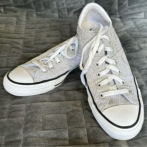Converse Low Tops